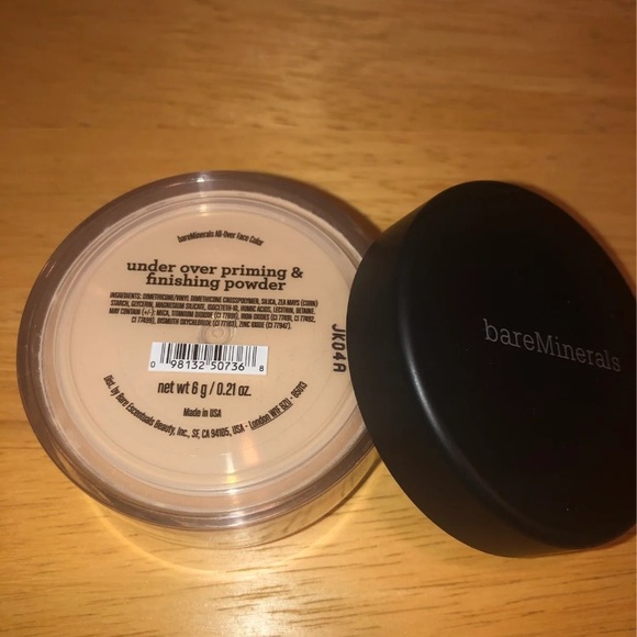 New BareMinerals under over priming powder - Picture 2 of 3